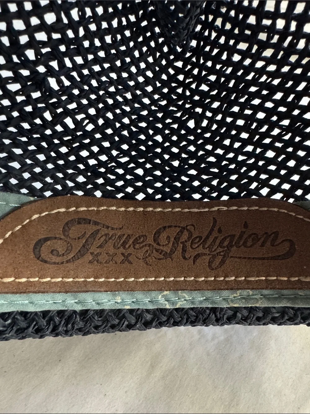 True Religion Fedora Straw Hat Mens S/M Navy blue banded paper Beach coastal